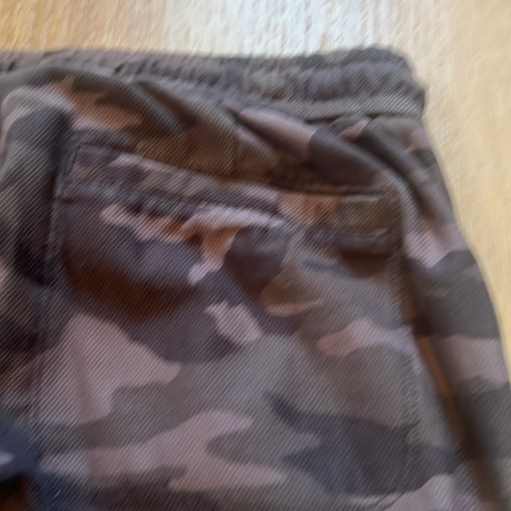 Athleta Farallon Jogger Pant Women's Size 4 Zip Ankle & Pocket Camo Camouflage - Picture 9 of 11